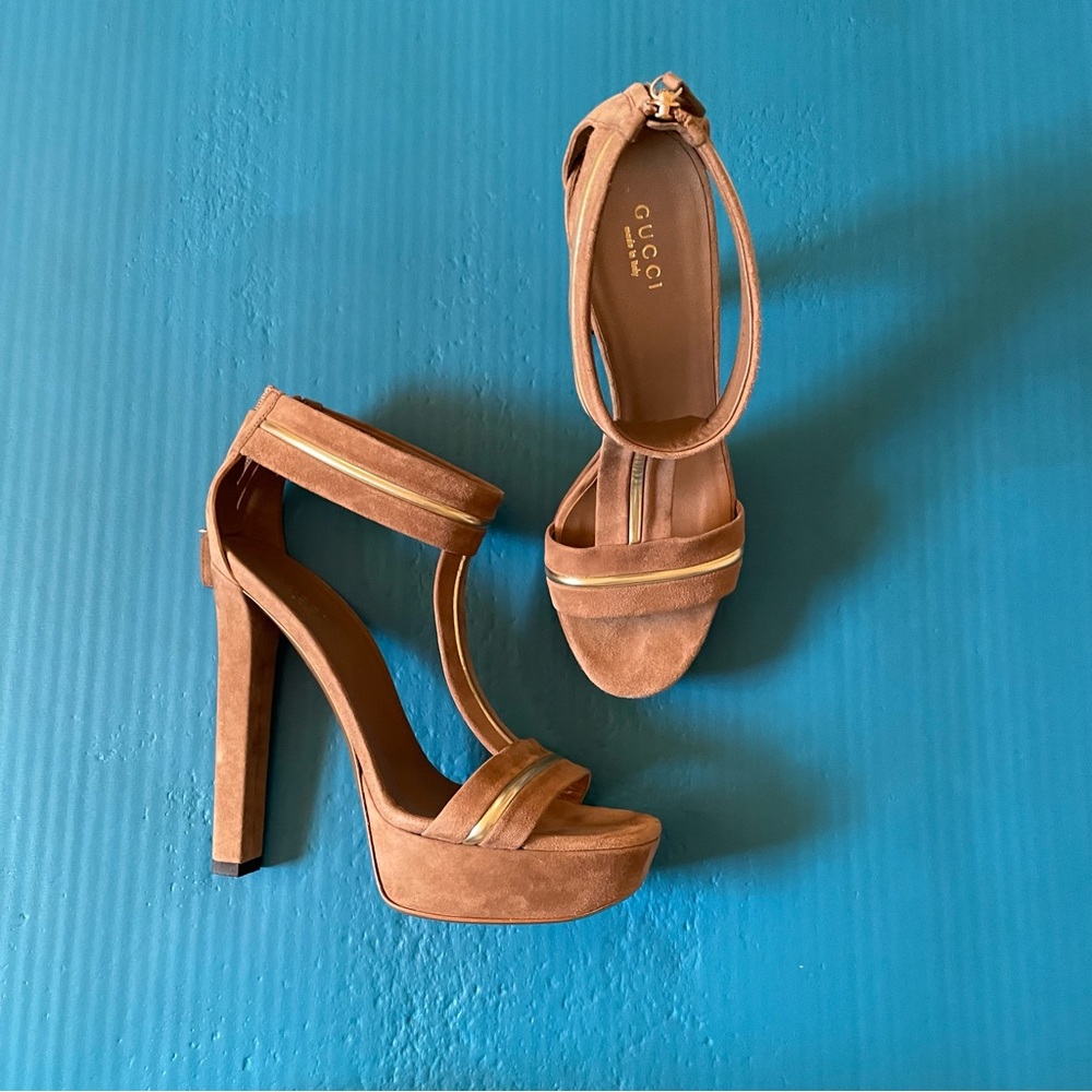 GUCCI platform sandals 7.5